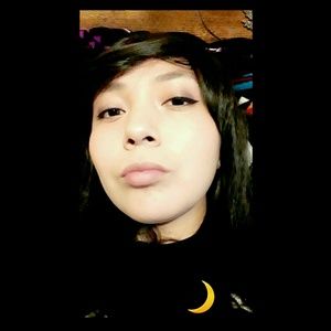 Meet your Posher, Caraleah